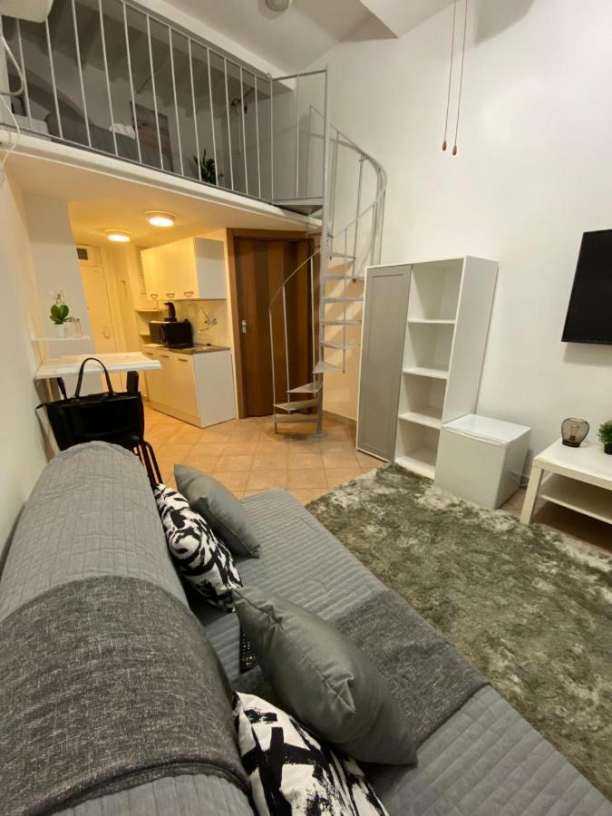 Sweet Chloe Apartment โรม ภายนอก รูปภาพ